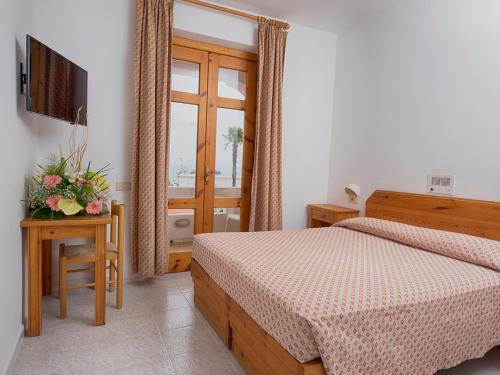 Hotel Miralisa 3*